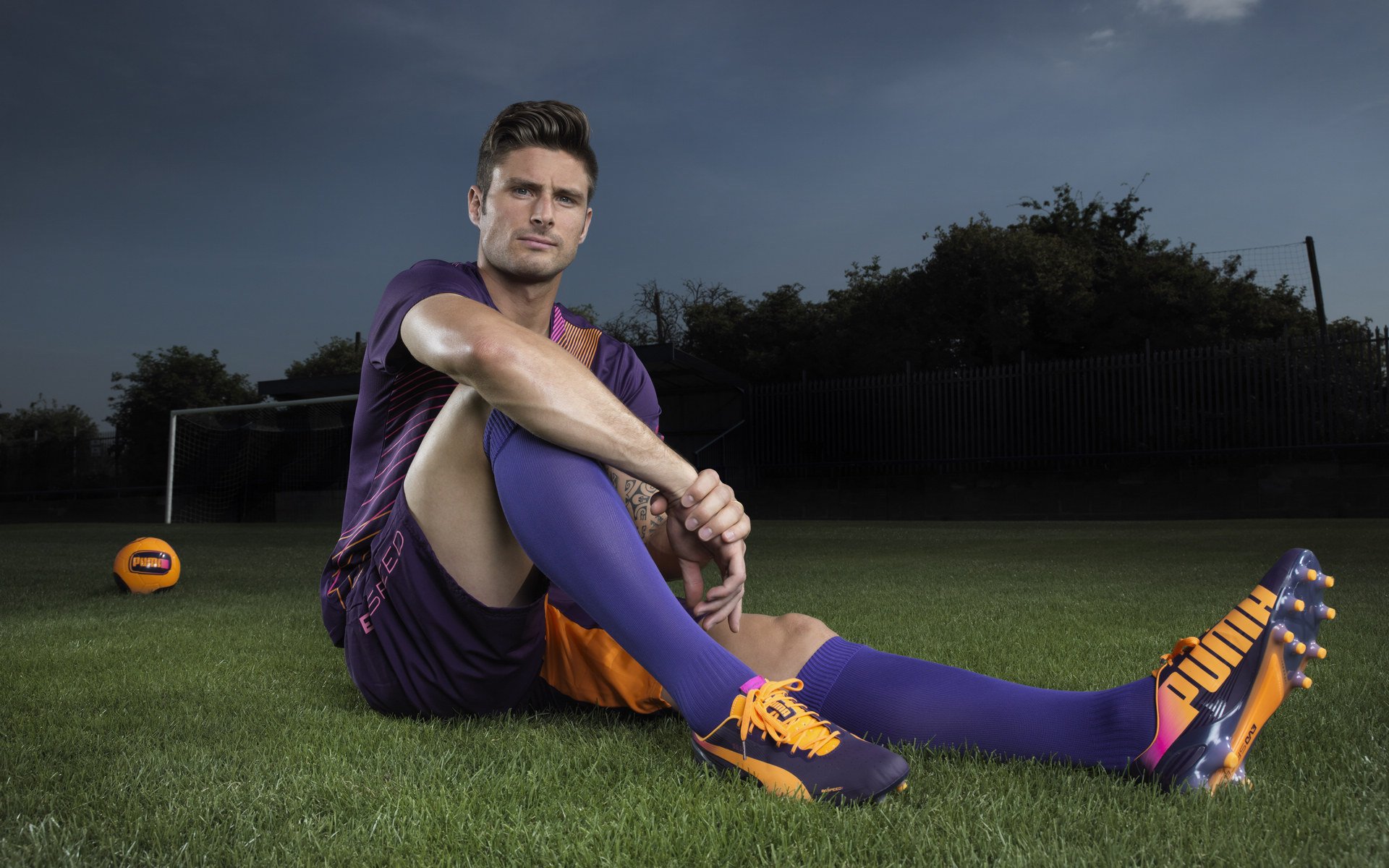 奥预赛中国青年队出战 球迷现场支持不断，中国青少年奥林匹克竞赛官网